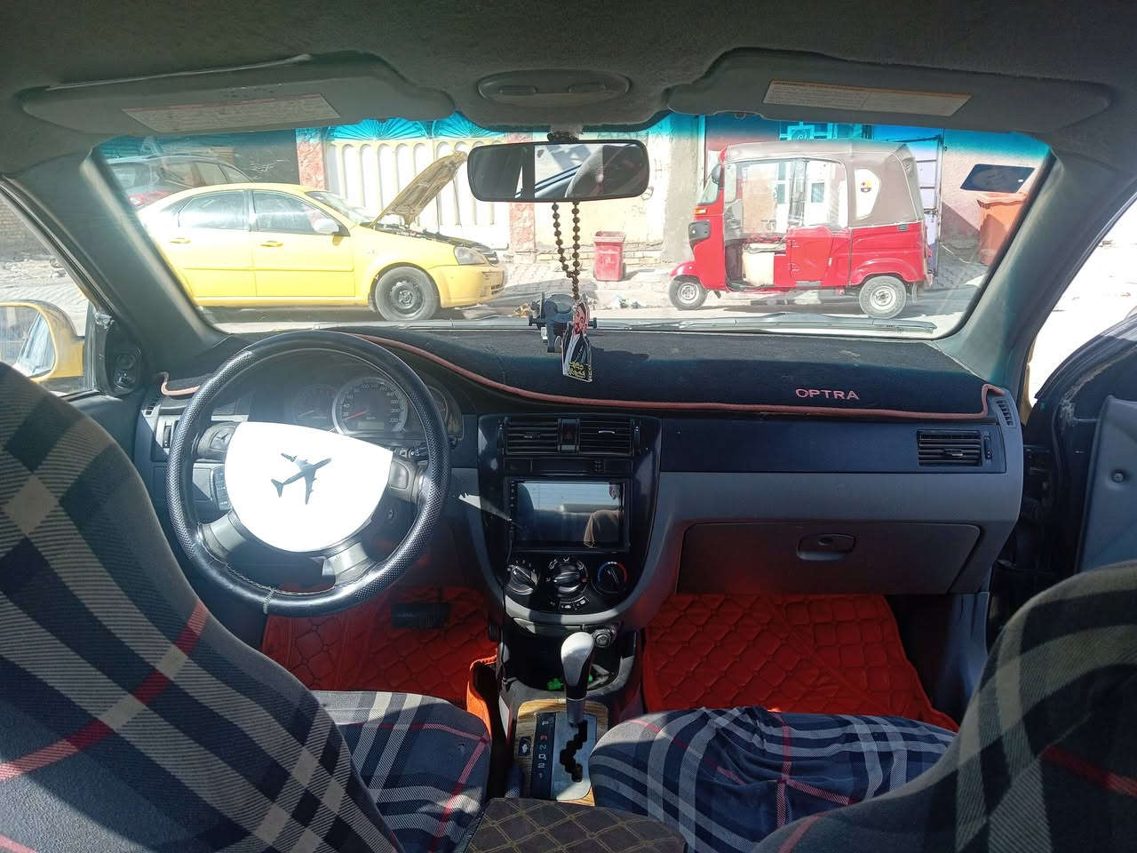 سلام عليكم بيع فقط
اوبترا 2008 اوتو ماتيك رقم دياله مصفره هيه وغرامات خط جوال سياره بسمي مكينه 1600 جديده لا تنقيص ولا تبخير قبل شهر شاده سياره معمره تعمير حلوو بيه نواقص قليله مكاني  بغداد حسينيه مال راشديه سعر 48 وبيه مجال ***********
