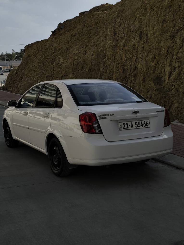 ئۆپترا مۆدێل ٢٠١٠ گێڕ ئۆتۆماتیک
یەک پەڵە بۆیاخ لە چەمەلەغی دواوە
سەنەوی تازە تا ٢٠٣٠ بەناوی خۆمەوەیە
١٥٦هەزار کیلۆمەتر ڕۆشتووە گێڕو  مەکینەی بێ عەیب نەکراوەتەوە ناونیشان سلێمانی 
***********
*********** السليمانية, العراق
