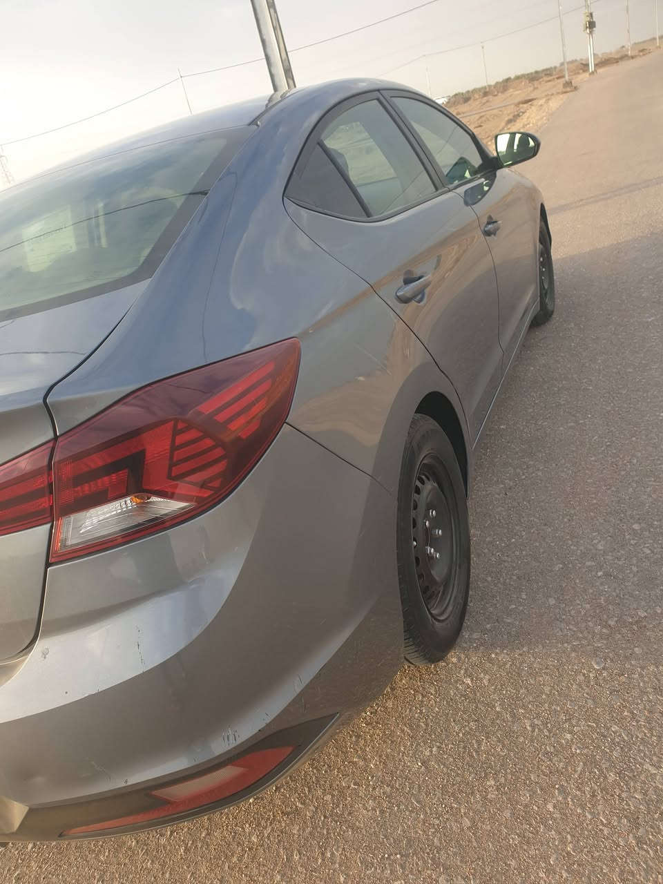 السلام عليكم 
الانترا ١٩  وارد امريكي مكفوله شواصي ولغود 
ليبل واحد بدون تبديل 
محرك وكير at تبريد ثلج تخم تاير جديد
صبغ جاملغ +بنيد+سونار موجود 

باسمي رقم بابل 
السعر ١٢٨ وبيها مجال 
المكان بابل محاويل 
***********
