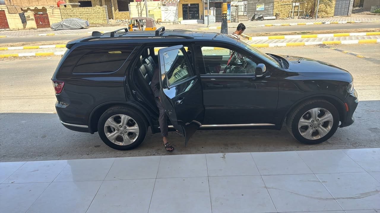 دورنكو 23 اصل 15 فول واحد على واحد بسمي صور الحادث وي الصور اريد مراوس بلاندكروز محدثه وانطي فرق ***********
