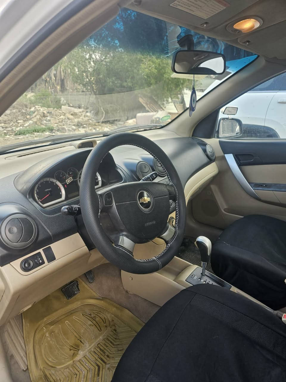 سلام عليكم اخوان للبيع افيو 2011شركه سياره جديده مكفوله عد قطعه زغيره بلبنيد سعره 77
مكاني بغداد الشعله هاتف ***********
