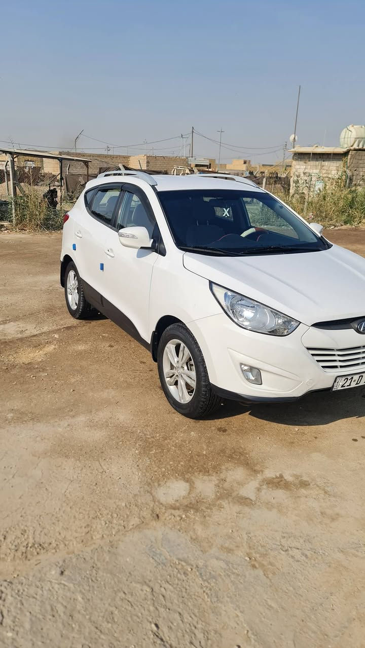 السلام عليكم
توسان ٢٠١٢خليجي  كفاله عامه 
مكينه كير حداديه تخم تاير باتري كله جديد 
ماشيه ١٣٠ الف  السعر ١٤٥ وبيه مجال بسيط 
مكاني ديوانيه  اتصال او  واتساب على الرقم 
***********
