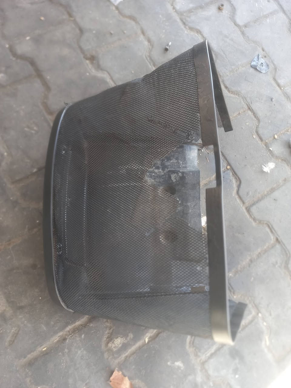 سله للبيع سعره ٢٥ بلاديه كربله حي الحر ***********

