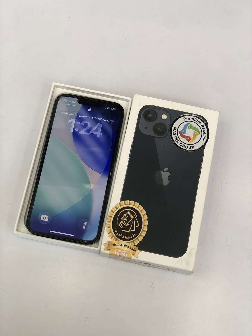 ايفون 13 كامرتين اسود
نموذج M شرق اوسط
بعده بلضمان كارتون الاصلي 
بطاريه 96. سعر 490
مكاني بصره شارع السعدي
***********
