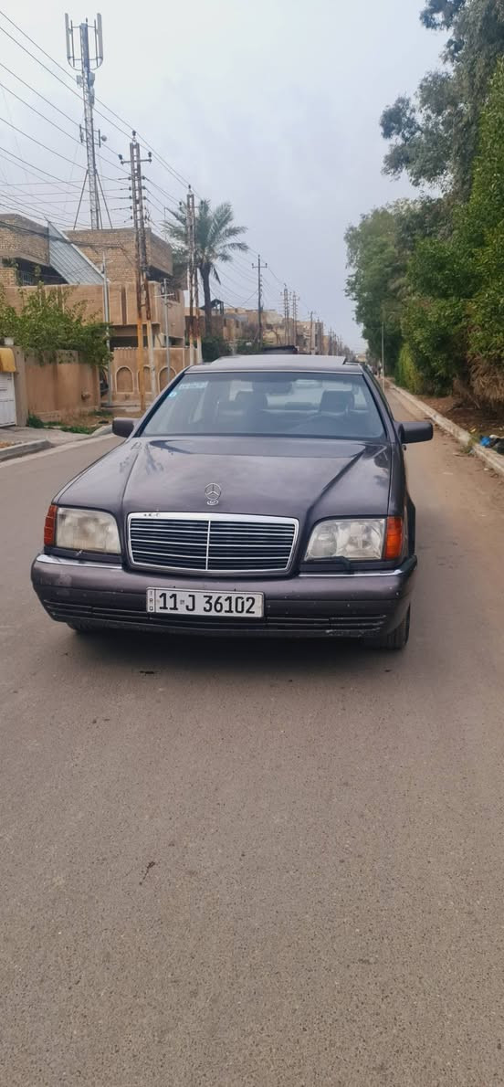للبيع حجم 500 V8  مديل 1992
اللون بنفسجي داخل جلد اسود 
بلاد بدون ضربة بدون حادث بدون تبديل 
كير مكينة جدد وبشرط الفحص 
كشنات كهرباء خزن ميموري مثبت سرعة
تبريد أمامي خلفي شغال وعالفحص 
مسجل سماعات جدد تخم تاير باتري 
ادامة كاملة من الدعامية للدعاية ما ناقصها برغي 
سنتر لوك ريمونت سيارة جاهزة مال جناي 
سنوية وهزة ورقم جدد بسمي بغداد 
السعر 65 ورقة للإستفسار اكثر *********** مهند
مكانها بغداد وديالى حسب الدوام والنزول
