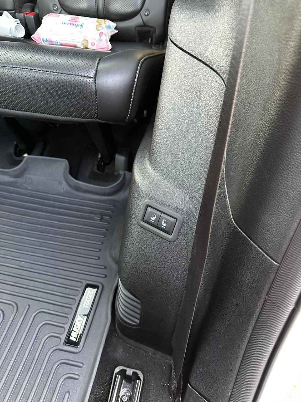 السلام عليكم 
جيب واكنير موديل2022 8سلندر5700 فول مواصفات ميحتاج اذكر  اعلئ فئه 
وارد امريكي حادثه باب خلف السائق مبدل اصلي وكاله 
رقم بغداد تحويل ثاني يوم 

مكاني بغداد البياع ***********بيع او مراوس
