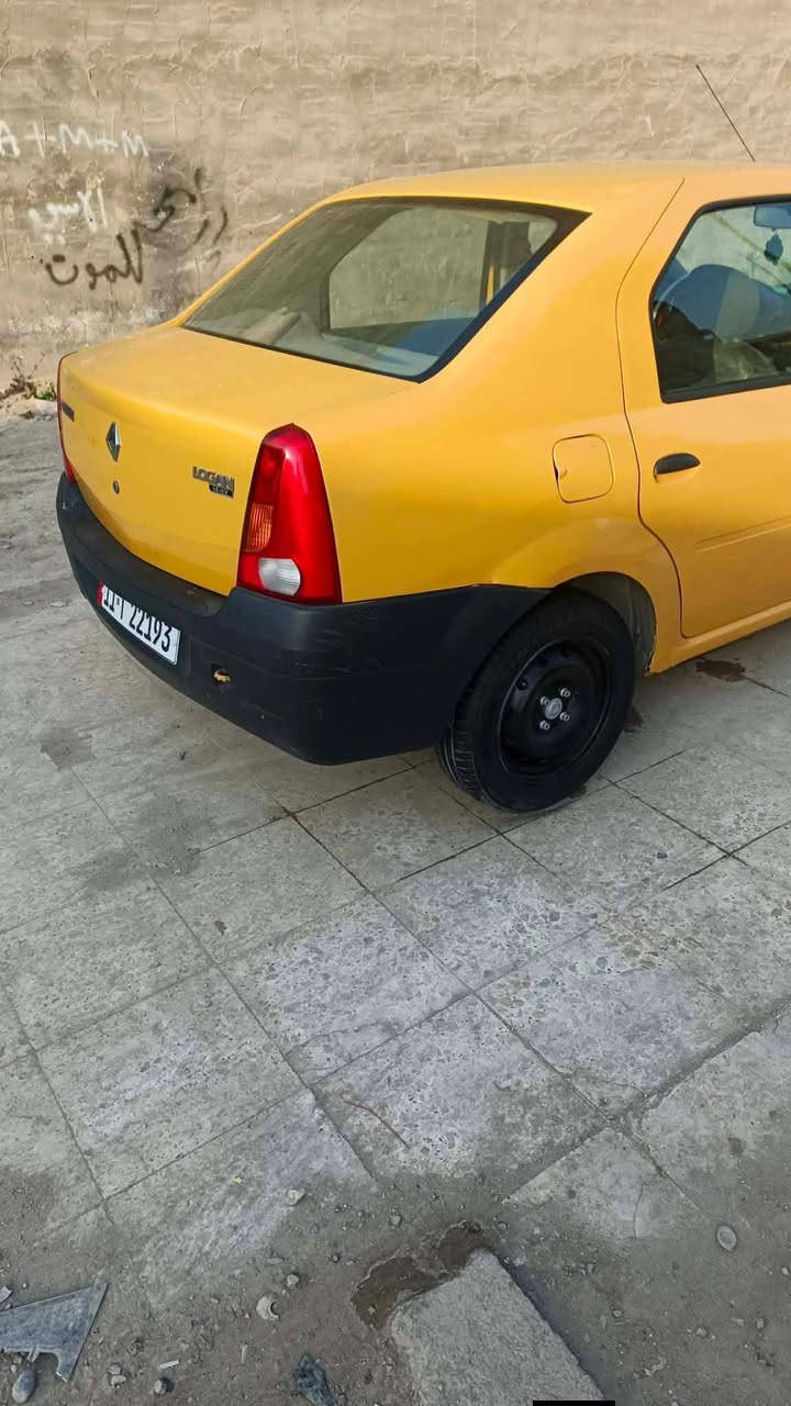 رينو لوكان موديل ٢٠٠٩ سياره نضيفه  سعر ٣٣ وبيه مجال بسيط ***********
