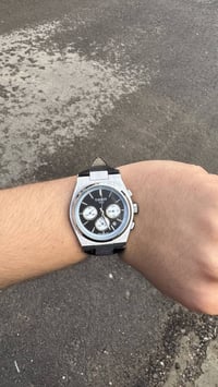 ساعة • توصيل