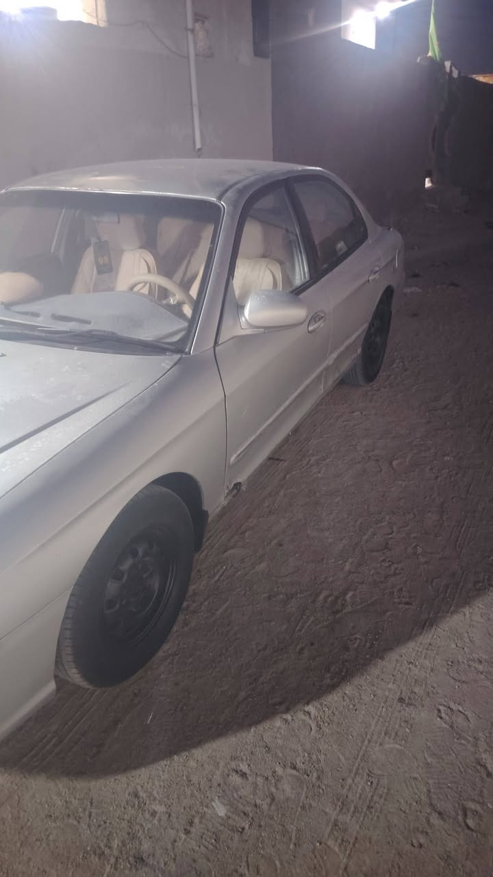 سلام عليكم سونات مديل 2000 كلش كامل بيهه بس صبغ جماليه رادلهه تحويل ثاني يوم سعر 35وراقه المكان البصره الزبير ***********
