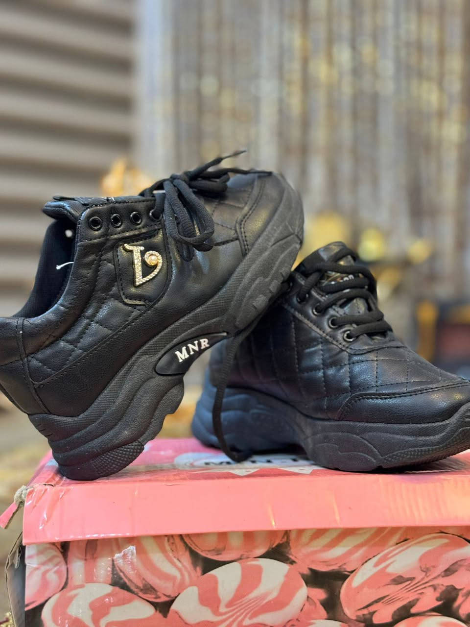 لاصحاب المحلات أو المشاريع الصغيرة جملة الجملة 23 زوج الي يريد يأخذ العدد كلة اخر وجبة عرض خاص حذاء درجة اولى القطعة ع 5000 أحجام مختلفة و اشكال مختلفة


**إذا كنت صاحب هذا الإعلان وتريد حذفه لأي سبب، رجاءا أرسل رسالة إلى الدعم الفني**