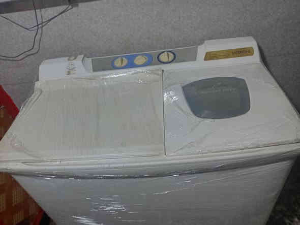 هيتاشي 20 كيلو غسل بطانيه يابان اصلي نضافه فول مستخدم قليل  شرط تغسلو تقتنعو يله تاخذيهه 125مع التوصيل بغداد فقط..... مراسله الصفحه او الاتصال ***********وتساب او..مراسله الصفحه ضمان شهرين
