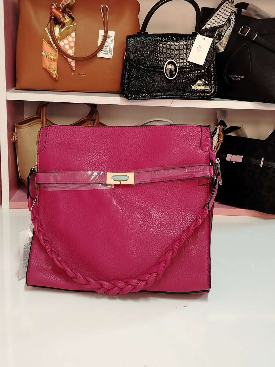 ماستر كواليتي
توصيل كافة محافظات العراق متوفر
للحجز *********** واتس
