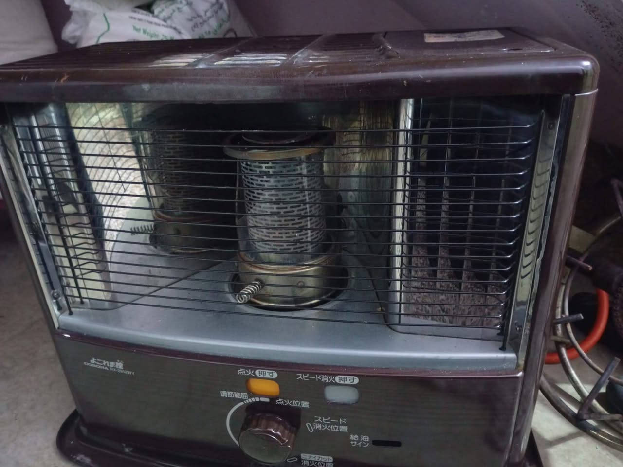 *********** الاتصال
صوبه للبيع السعر 75 وبيها مجال
