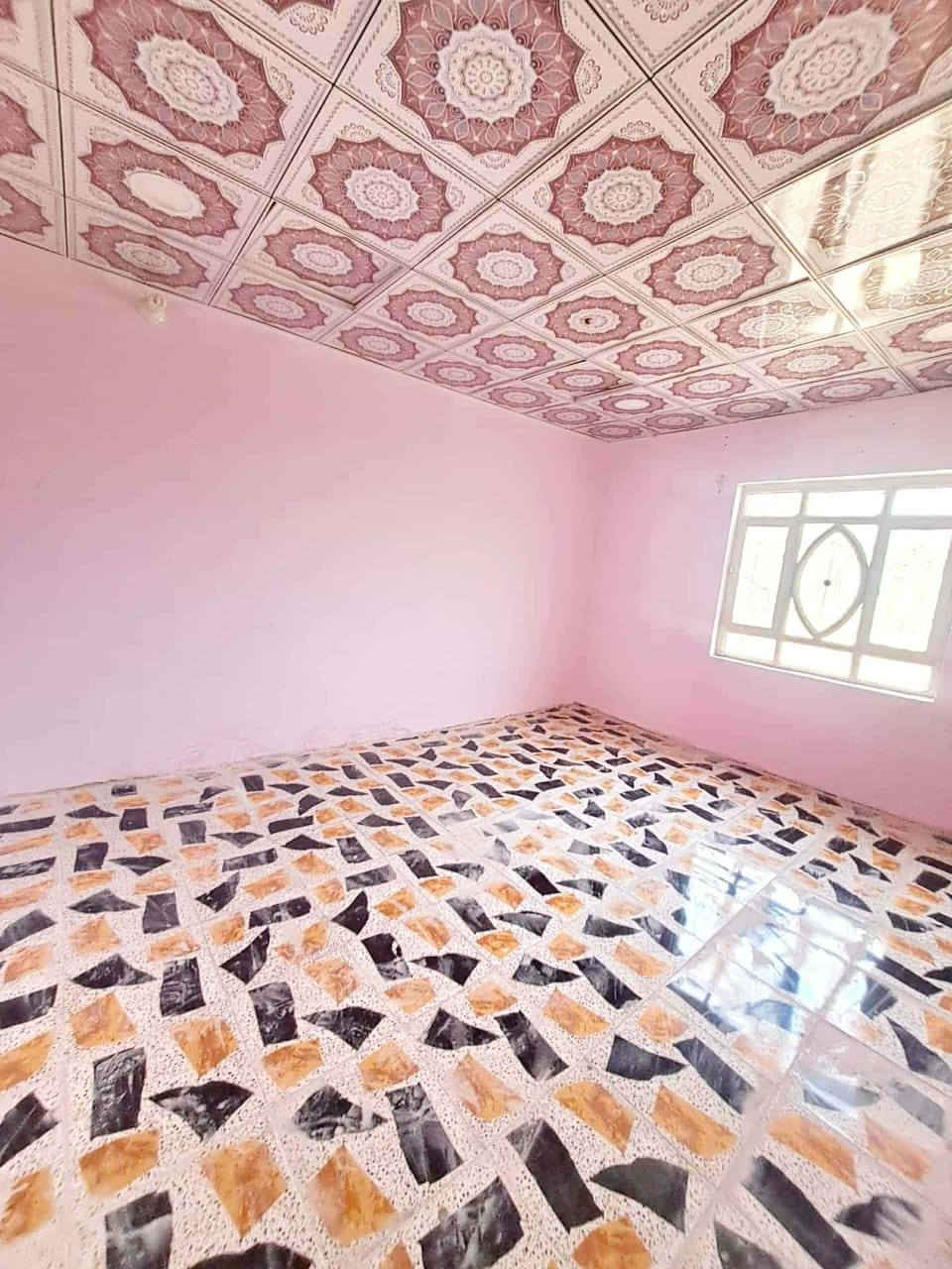 📌بيت مساحه ١٥٠ متر ركن زراعي
📌فرمستون عكاده طابقين 

الطابق الاول:
📌غرفه+صاله+مطبخ+ديوانيه +صحيات داخليه وخارجيه

الطابق الثاني :
📌غرفتين +صاله +صحيات 

البيت فارغ حالياً وجاهز للسكن 

📍العنوان
سوق الشيوخ_البطاط شارع الفرن _مقابيل ام علي الجوايه بالضبط ....لاستفسار. ***********اتصال +واتساب
***********اتصال +واتساب.  نستقبل جميع العروض في مكتبنا الكائن في حي الحوادين قرب مدرسة شريف الرضي
