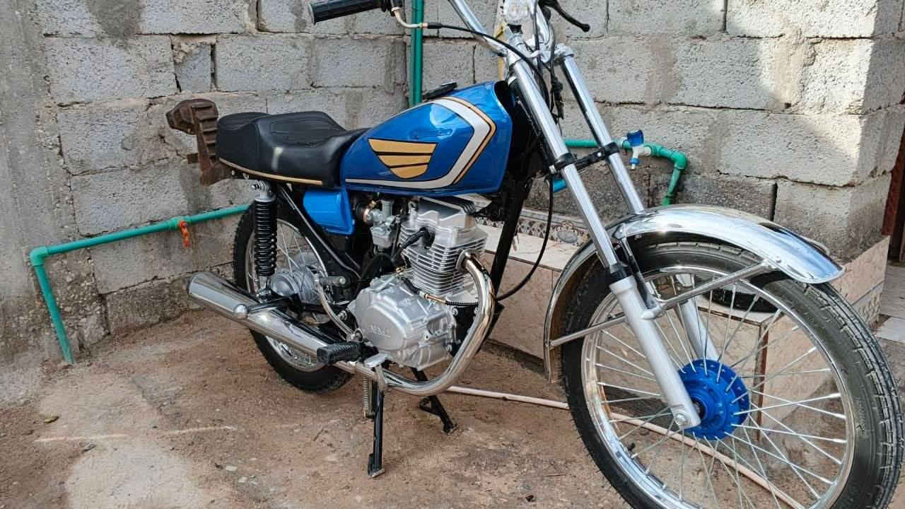 السلام عليكم دراجه ام عمره 25 السعر بلاش اوراق اصولي متوازع البيع مالتها سعرها 300  مكان بابل كفل اتصال على الرقم***********
