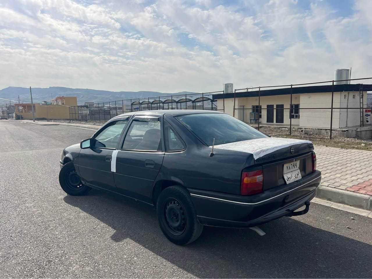 ١٩٩٣ مەکینە 20 کۆبۆنی هەیە
بئ دەعم و لئدراو کارەبای کامل 
مەزبوت هەموو گیانی لۆک 
خوار هەموو بازاڕ 33 مەحمەلە لە تەقتەقم

ژ.م *********** 
ژ.م *********** كويسينجاك, أربيل
