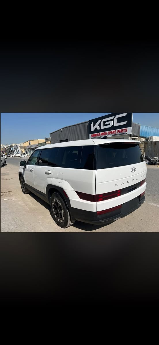 ﷽

 اذا عندك كتاب شهداء 

او تريدها حره 

سنتافيه ( 2025 ) وارد امريكي

مواصفات :- سبعه راكب - محرك 2500 -
بصمه - رادارات - حساسات - صندوك كهرباء
داخل ابيض ملكي - شحن لاسلكي- كير تعليك
ماشيه 5 الف

السياره تبديل بنيد فقط

السعر ( 170 ) واصل للبصره بدون كمرك
يمكن ادخالها بكتاب شهداء 

طريقة الشراء دفع عربون لحين استلام السياره 
مكان المكتب ( بغداد - الزعفرانيه )
اتصال 📞 ***********
