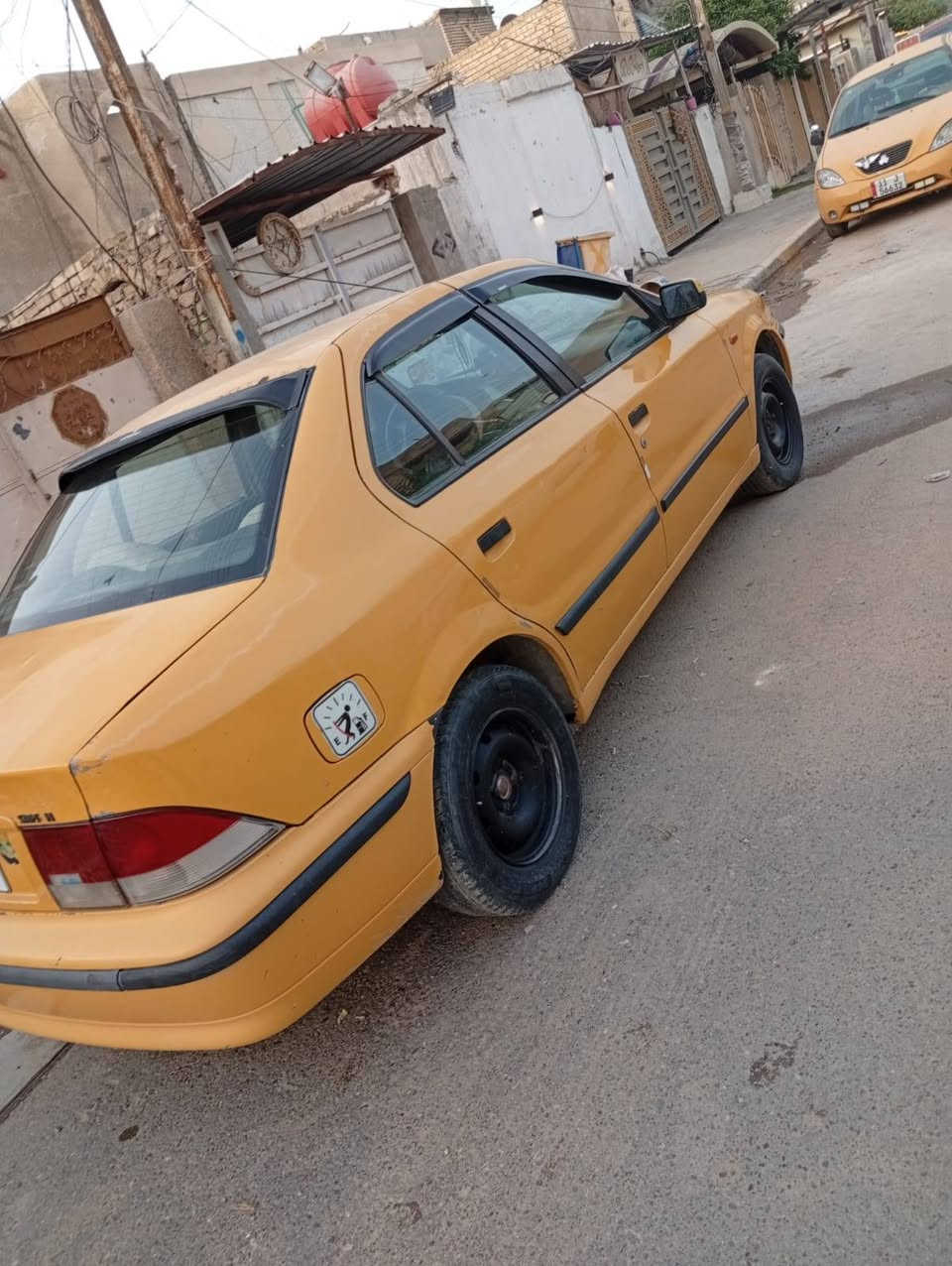 السلام عليكم اخوان سمند ٢٠١٠ للبيع سيارةجاهزة كبل للشارع مكينة وكير خير من الله تبريد ثلج كلج طبي كهربائيات كلها شغاله كيج بانزين كيج حماوه رون كيلو متر كلها شغاله سنتر لوك شغال تخم تاير السعر ٢٨ للاستفسار الاتصال *********** أبو قصي غير متواجد واتساب تحياتي للجميع

