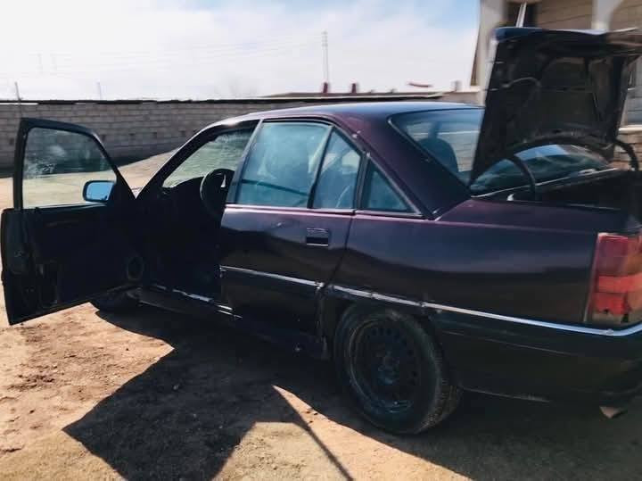 السلام عليكم
للبيع اوبل اوميكا موديل 1991

رقم الهاتف ***********
