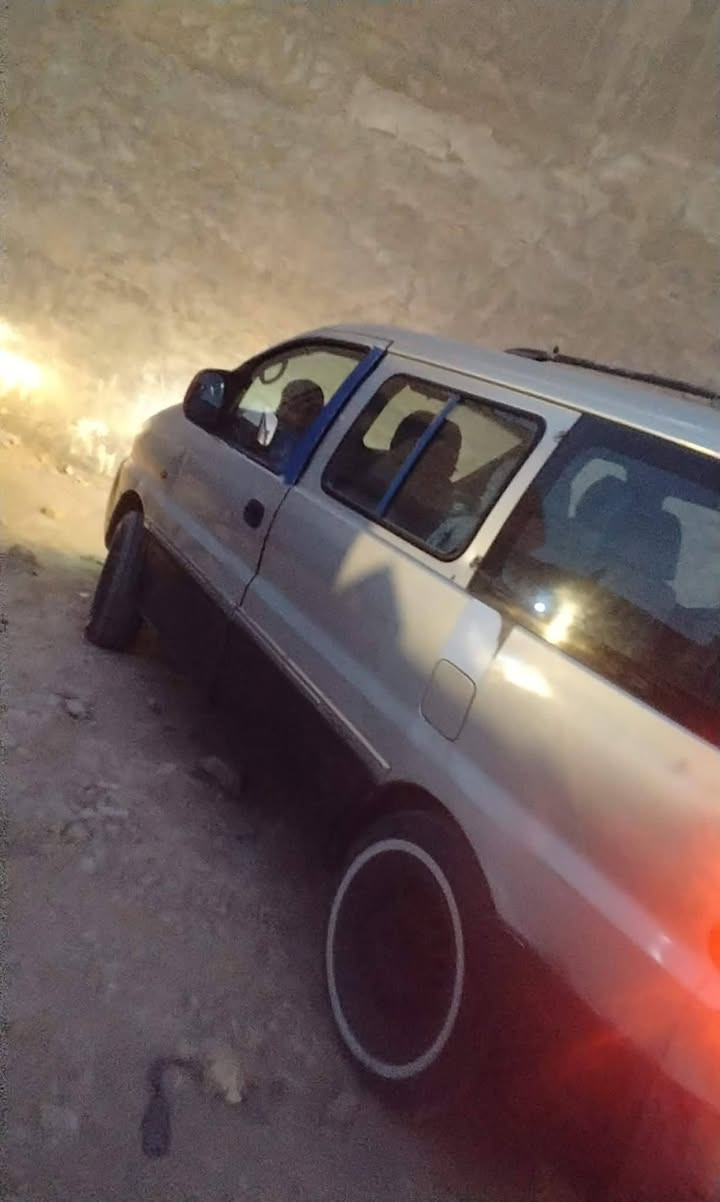 السلام عليكم سيارة للبيع  سعر 30 رقم السيارة ذي قار الماني  العنوان الناصريه رقم الهاتف‏‪0780 784 4848‬‏‏
مديل 2001 اني مكلف بلنشر وكله تريد مداور
