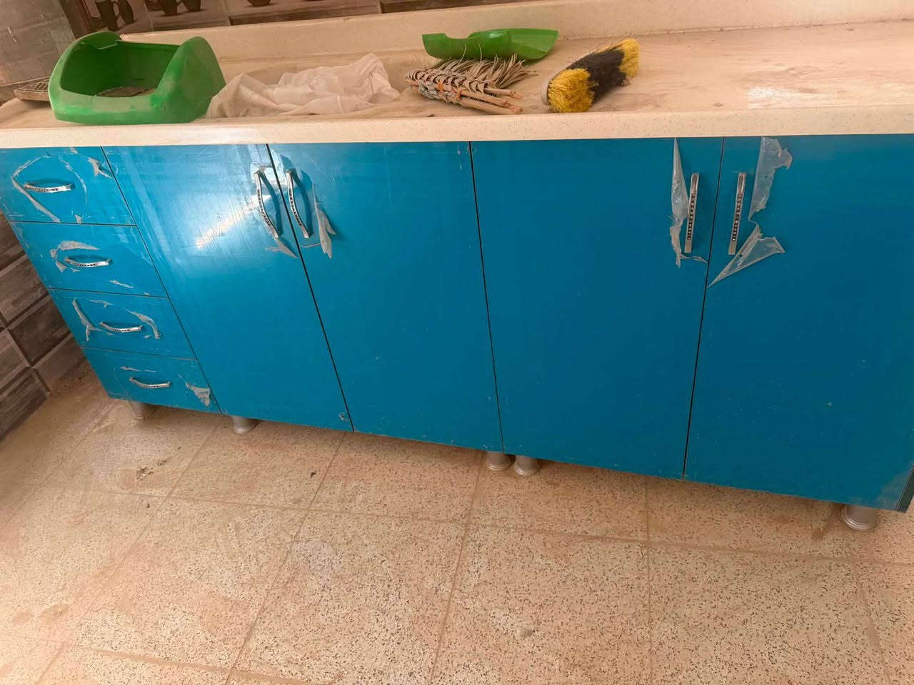 السلام عليكم كاونتر للبيع تفصال بعده بجيس مثل ماموضح بفيديو


**إذا كنت صاحب هذا الإعلان وتريد حذفه لأي سبب، رجاءا أرسل رسالة إلى الدعم الفني**