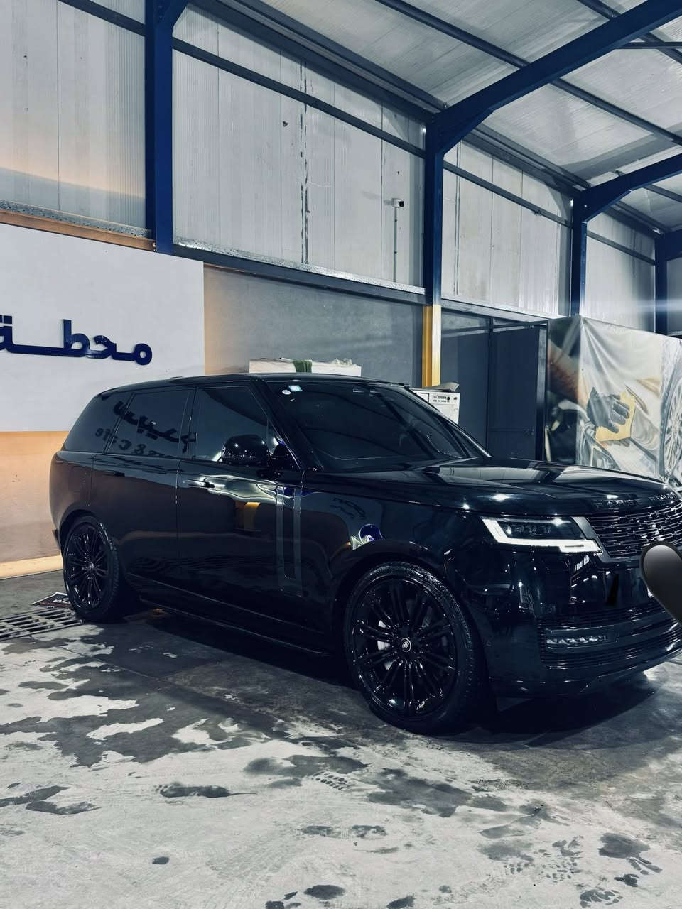 ‏RANGE ROVER VOUGE
رانج روفر فوك

ألموديل :2023 ( وارد امريكي )

العداد : 22000 km

محرك : 8 سلندر 

السياره رقم بغداد 

سعرها 85000$ الف 

مكان السياره المنصور

للاستفسار

***********
