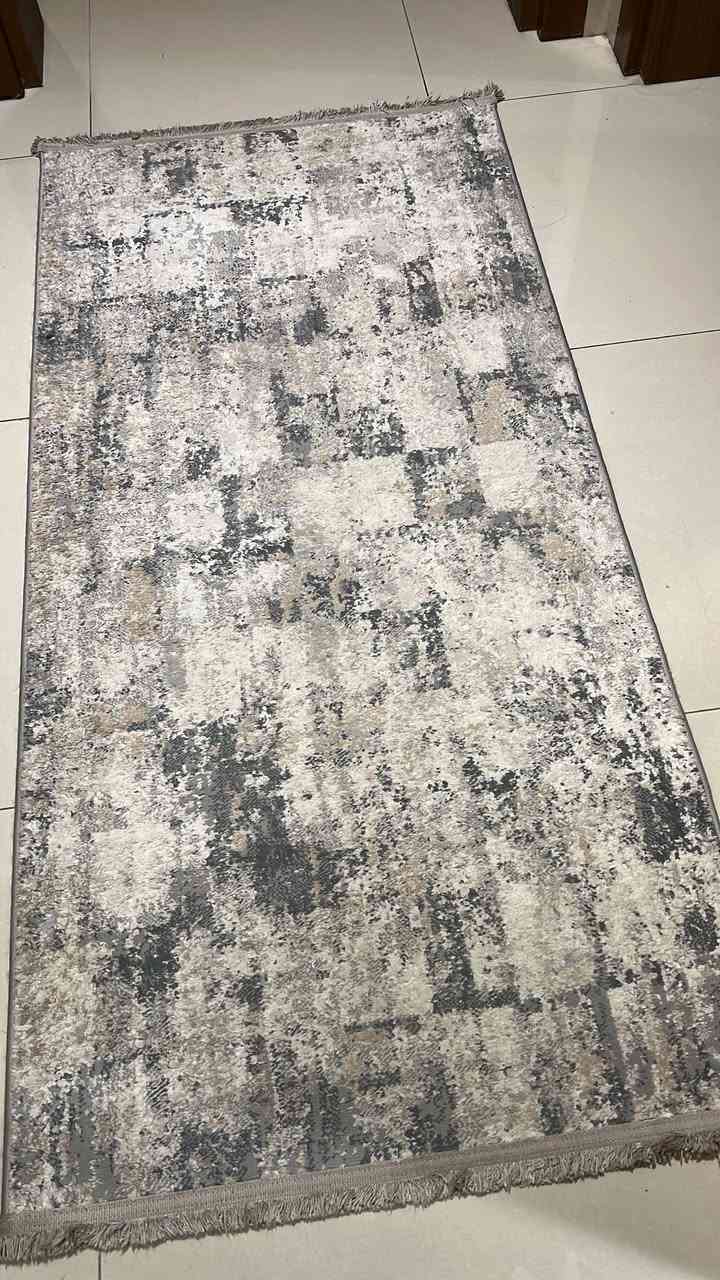 السلام عليكم عندي زوالي 3 قطع نوع تركي للبيع  
قياسات 
2x3
1.60 x 2.40 
80 x 1.5
ماخذتهم من هوم سنتر ب225 
 بيهم فقط نقطتين محروك مال فحم شويه 

ابيعهم كلهن ب75 الف  
وعدا هاي النقطتين الزوالي نضيفه ومو مستهلكه 

للاستفسار 

0 773 790 4507
