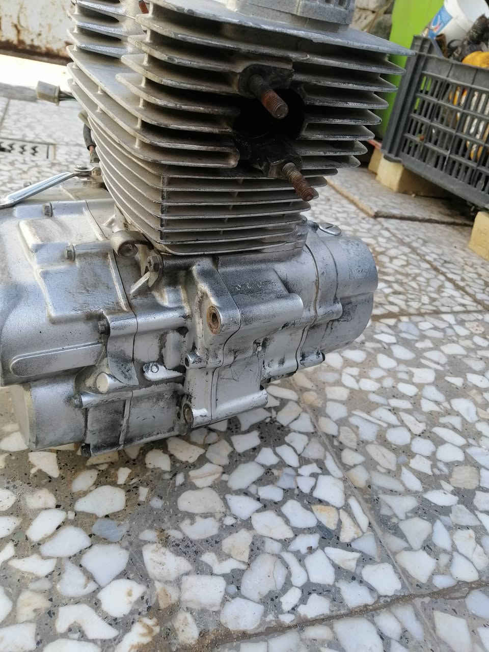 سلام عليكم ماكينه للبيع موديل 2022 ماكينه اصليه ونظيفه هذا رقمي***********  السعر 100
