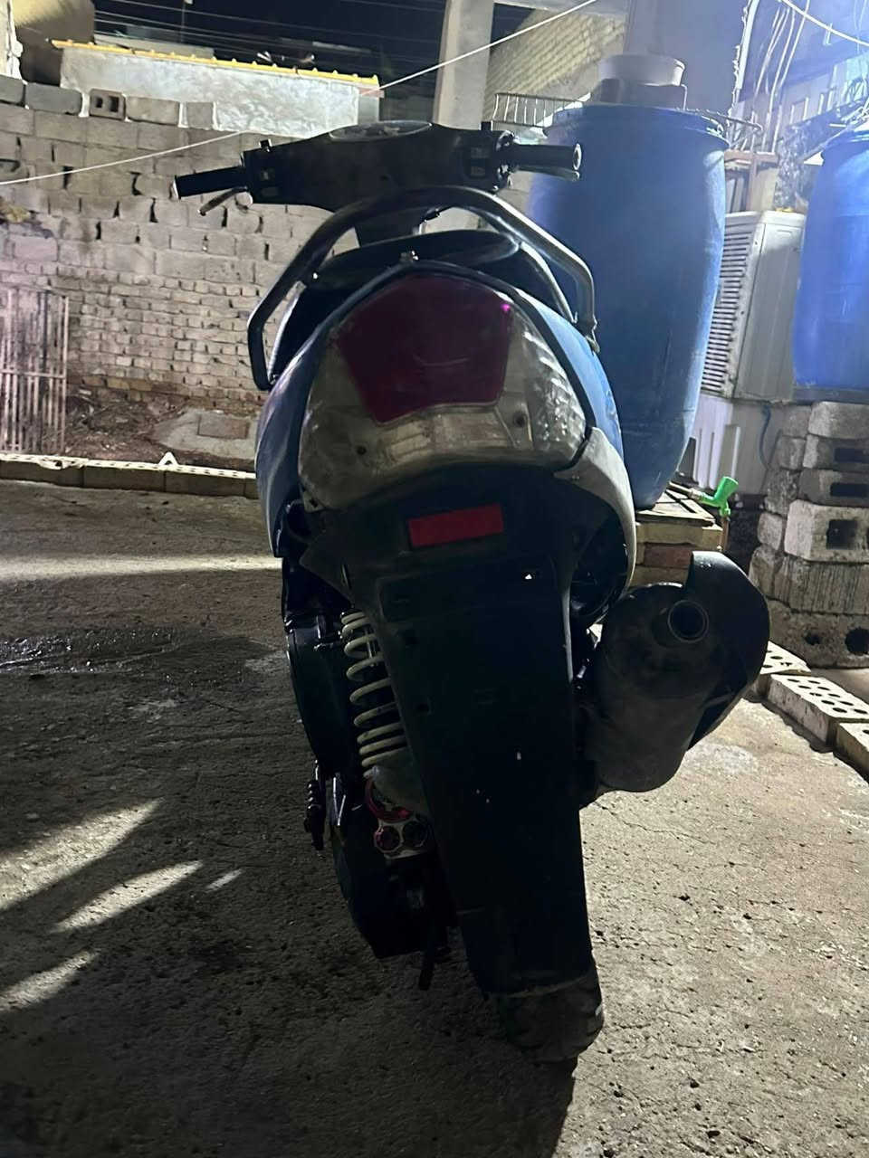 سلام عليكم دراجه للبيع ماكس منغولي 120 الدرجة نضافه  فول شلعه ومعدل سعره 500وبيه مجال لشراي مكاني جسر ديالى القديم الشراي يخابر على هاذه الرقم ***********
