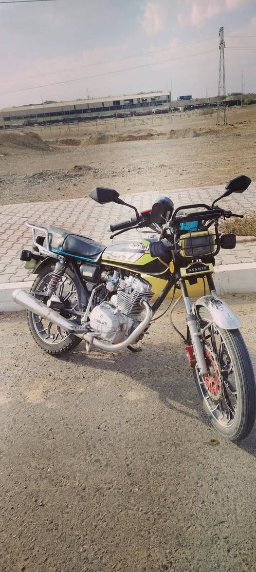 السلام عليكم موطور سيفان موديل 2025 محرك 200ccنشاط فول عندي الشاشه طاكه وشادهه بسيامه  وطعج خفيف بلدبل الوره اليسره محرك ما مفتوح شرط برغي ما مفلول السعر المطلوب 675وبي مجال موجود بس علرقم ***********شراي حياك الله مو شراي لا تعبني♥️
