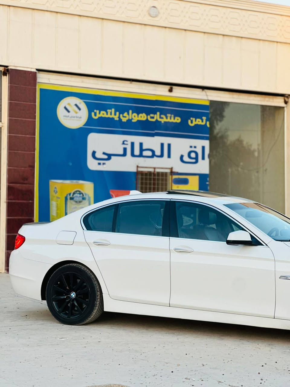 السلام عليكم
بي إم دبليو

موديل 2011

حجم 523

محرك ستة سلندر

البوب شفط

سيارة مآل جناي 

رادار امامي وخلفي

سيارة مكفوله كفاله عامه

للتواصل عل رقم🔢, ***********
