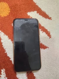 اسلام عليكم لجهاز نضيف بس مبدل شاشه اصليه ول دكمه مال لطفاء وتشغيل ما ...