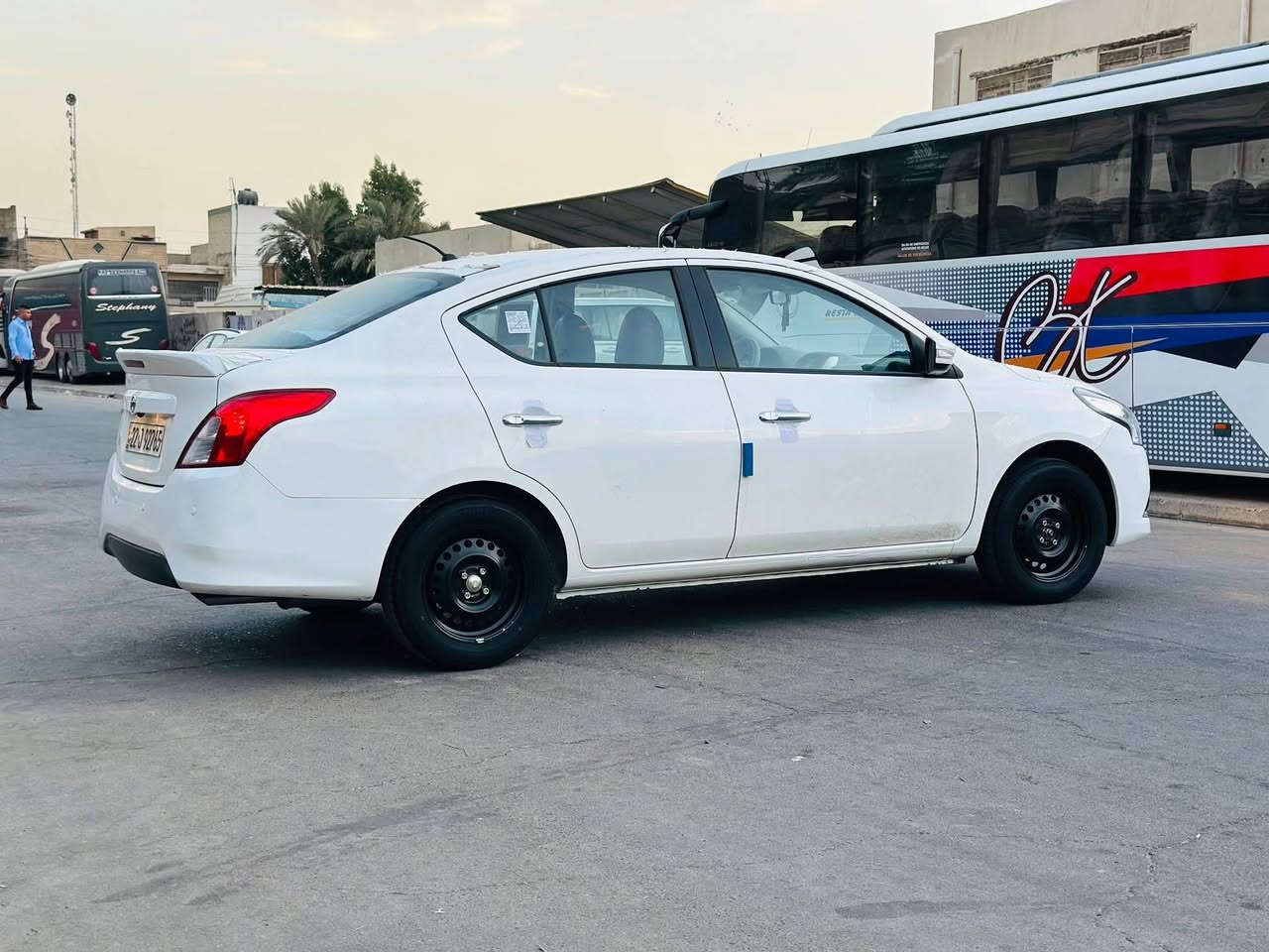 يالله سعر90
سلام عليكم اخوان نيسان سني هندي بليته زركه  موديل 2020 مكينه كير صدر تبريد كفاله عامه سياره ناعمه ترايها 
رقم ***********
