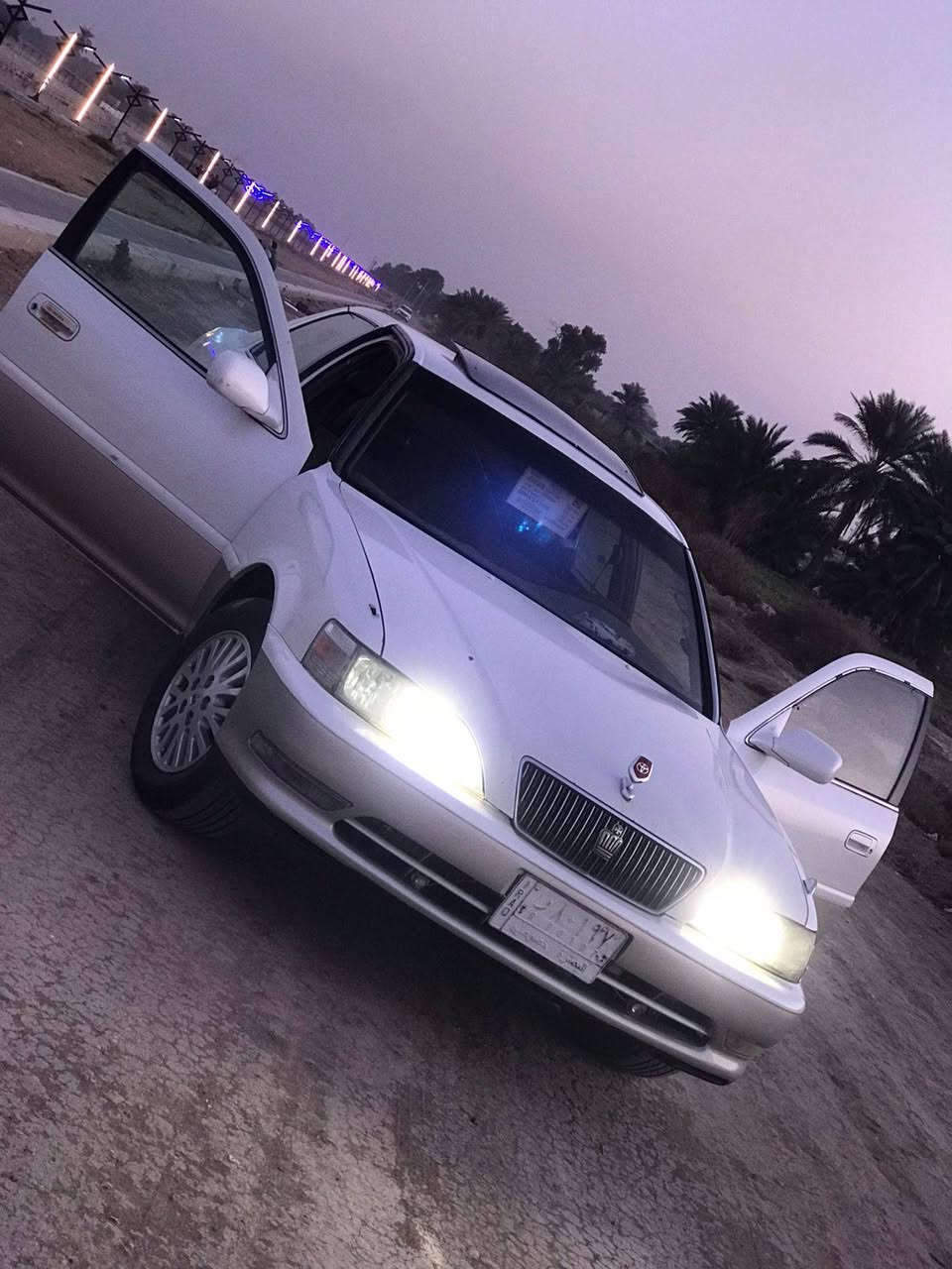 كرسته موديل 2000
سعر 70 بيها مجال قليل 
سياره باسمي ومشروع وطني
كفاله عامه اصوليات كفاله 
مكينه ثنين ونص جديده 
حداديه من كلها جديده شرط
مكينه وكير كفاله 
دوشمه ودواخل كله بلادي وجديد 
دوشمه كشنات وارضيه جديد 
مري شفط
بصمه تشغيل
منضومه زنون
تبريد تدفئه 1\1 فول
سياره مابيه نقص ابد
مال جناي مصروف عليها اكثر من سعرها وبلعافيه عل ياخذه سياره مكاني كربلاء حي تحدي 
للاستفسار ***********
