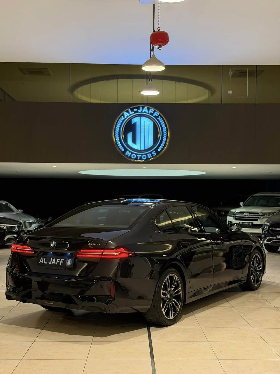 السلام عليكم 
سعر جدا مناسب🔥🔥
للبيع BMW 530i M package 
موديل 2026 ماشيه 7 الف فقط🎁
🚨بصمتين شركة وياها
فول مواصفات 
كامرات 360 درجه وسقف بانوراما وداتا شو وداخل جوزي بلادي وكشنات جلد تدفئه وتبريد وكهرباء وخزن ورادارات وحساسات وبصمات وصندوك كهرباء وسماعات هارمان كاردون وبعد كلش هوايه مواصفات 
السياره وارد امريكي بيها شبر صبغ ومكانين صغار بارد بدون دواخل او ايرباك وگير ومكينه بشرط ورقم الشاصي بالصور

السعر : 510$ ورقه
للاستفسار :  *********** كاوه جمال
العنوان : السليمانية المعارض الجديده معرض (الجاف)

