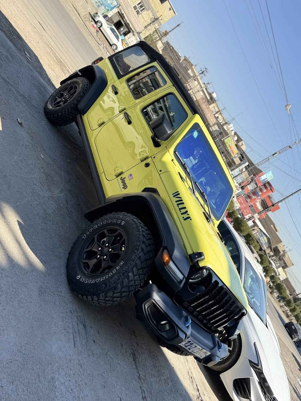 جيب رانكلر 4Xe 2023 ويلز  هايبرد  وارد امريكي لبيع او مراوس حسب القناعة
السياره  Jeep Wrangler 4xe 2023 2.0L 4 plug-in

حجم المكينه : 2000 تيربو + هايبرد + بلكن شحن خارجي

القدرة الحصانية 375 حالة حال الهيمي 

الشحن يمشيك 30 ميل

المسافه المقطوعه:24الف ميل     

 
حادثها الفندر الامامي اجه واكع 
سياره نضيفه ولون مميز 
مكان السياره البلديات 
السعر 280
هـ***********
