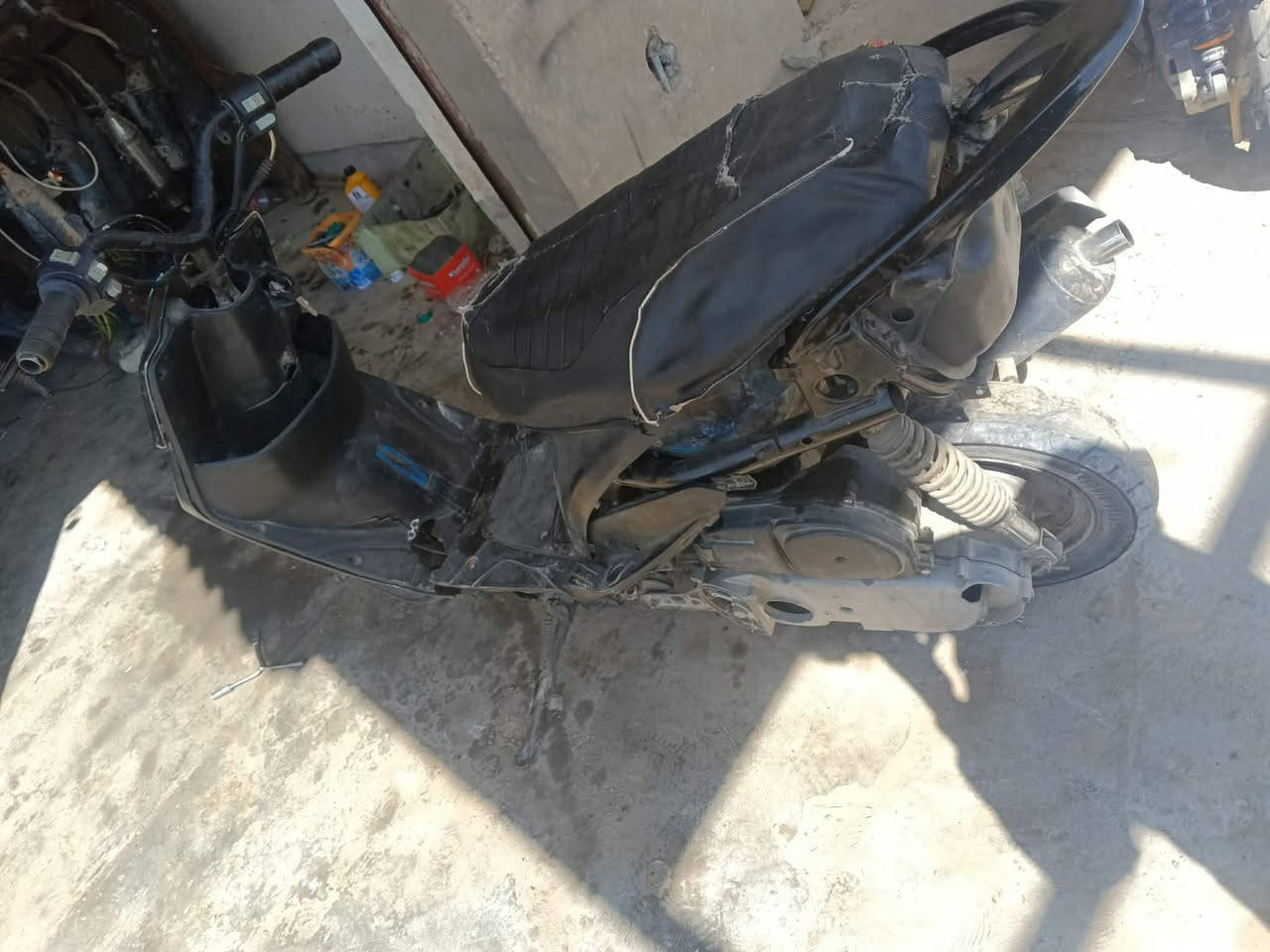 سلام عليكم دراجه ماكس عدله لل بيع سعر ٣٠٠وبيهه مجال الدراجه كامله بس ينراد الهه ترتيب بيهه نقوصات


**إذا كنت صاحب هذا الإعلان وتريد حذفه لأي سبب، رجاءا أرسل رسالة إلى الدعم الفني**