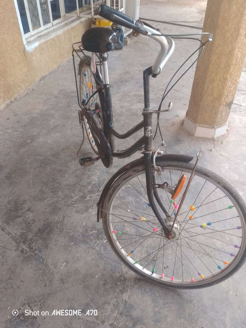 سلام عليكم للبيع بيسكل حجم26لسعر 60وبيمجال الفتفسار رقم***********
