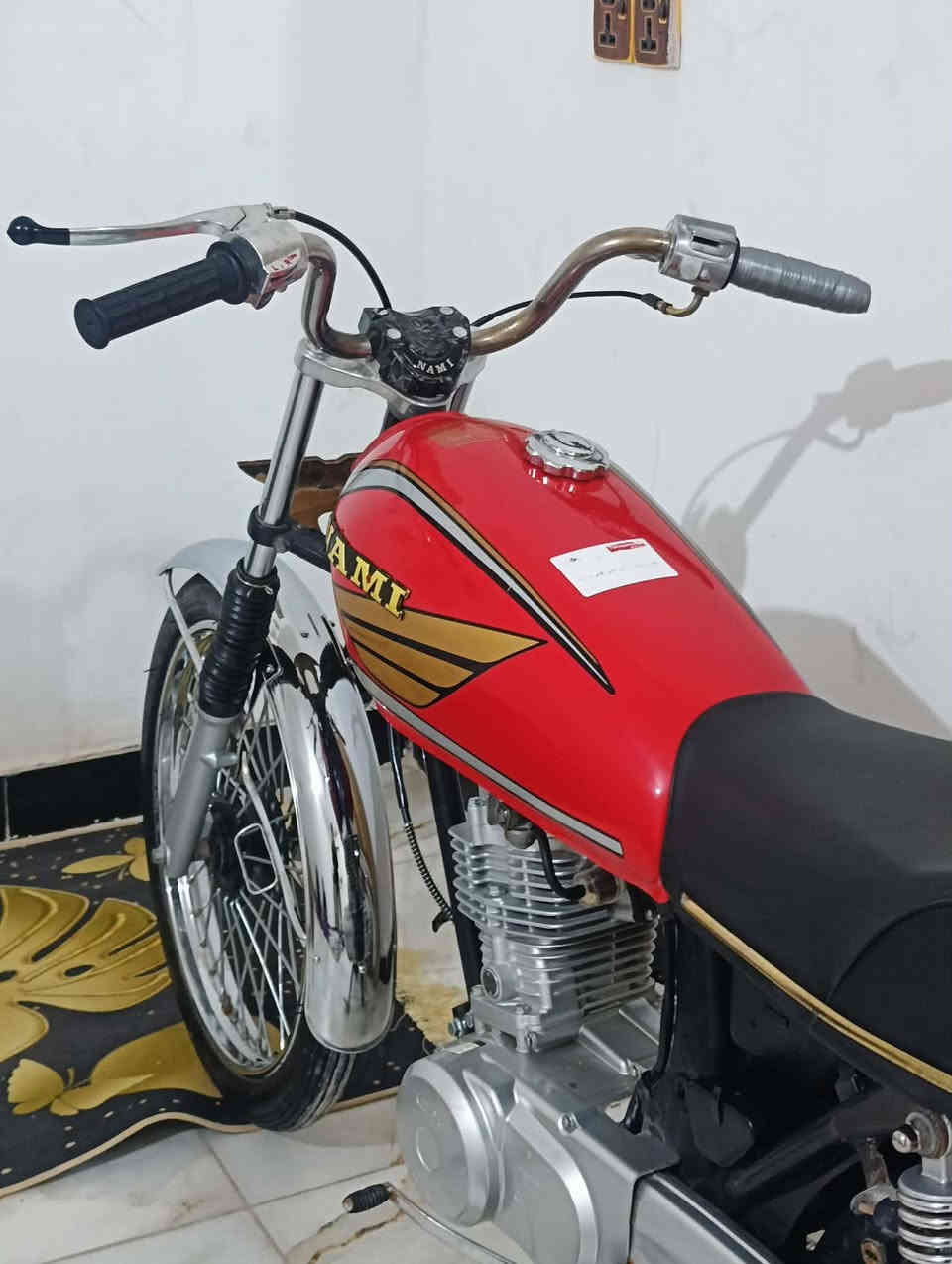 سلام عليكم دراجه للبيع شاصي 2021 نامه شلمجه اصلي تعميرا 2025 صارله 6 اشهر سعر 900 بيه مجال بصيد كلش مكاني  دوانيه ***********
