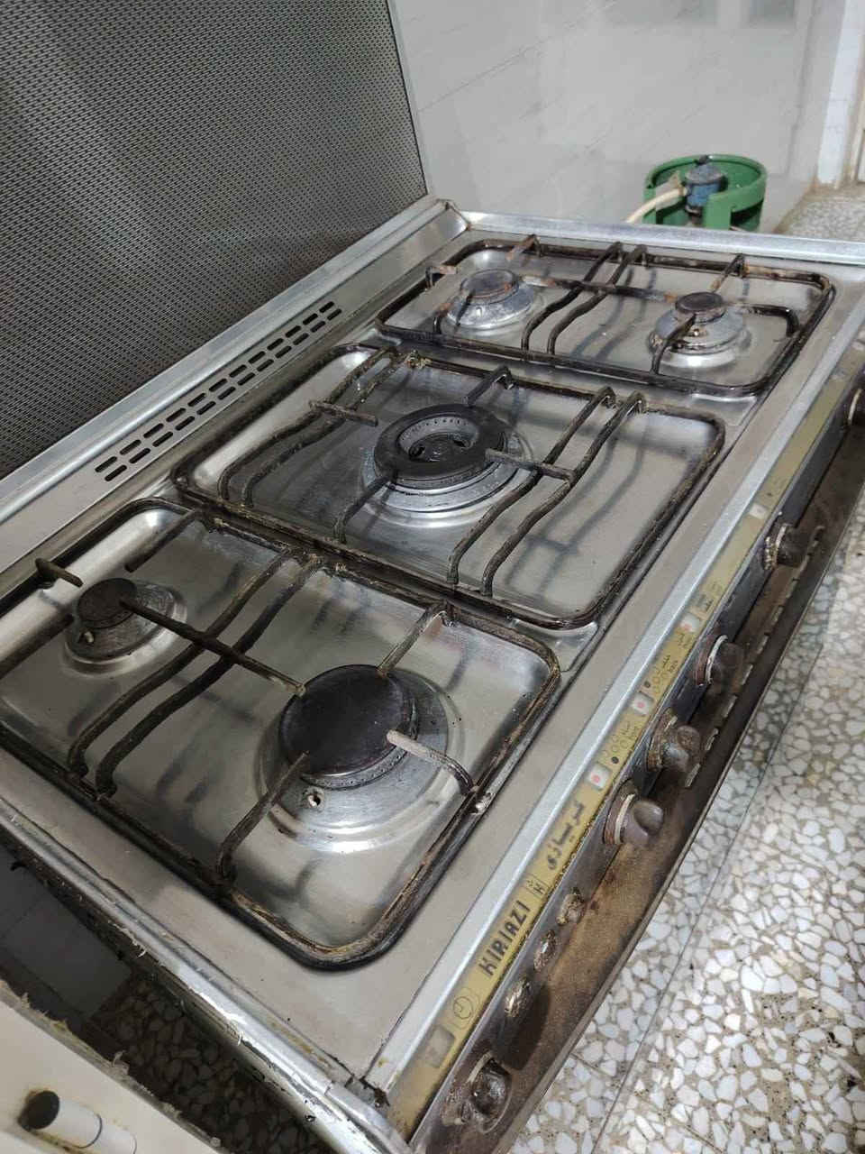 طباخ كريازي للبيع كله شغال على الفحص السعر ٢٠٠ ، *********** النجف, العراق
