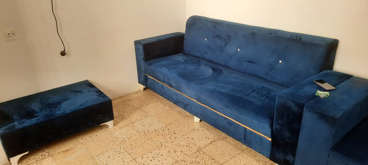 سلام عليكم اخوان تخم قنفات لون حبي اي عيب مابي اربيل شارع ٤٠ ماركت ايه سعر١٧٥الف ومجال ***********
