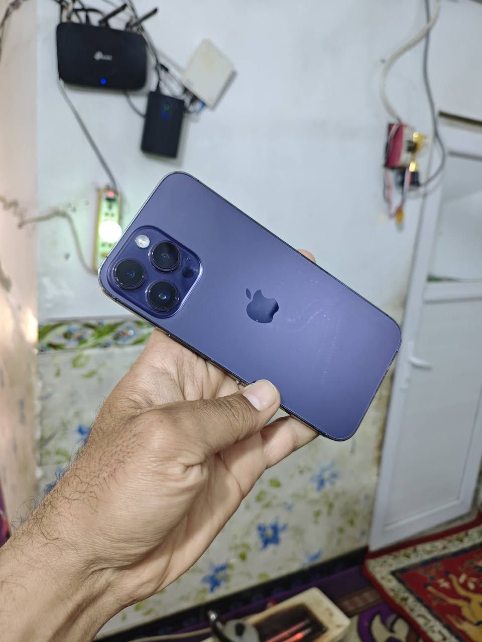 سلام عليكم حبايب اي فون ١٤ برو ماكس شرق الاوسط جهاز مابي خلل وضمان شهر شاشا اصليه من   ذاكرى ٢٥٦ بطاريه ١٠٠  جديده اصليه السعر ٦٢٥  مع الضمان شهر ولا غلطه مايصرف شحن مال جناي الديوانية ***********
