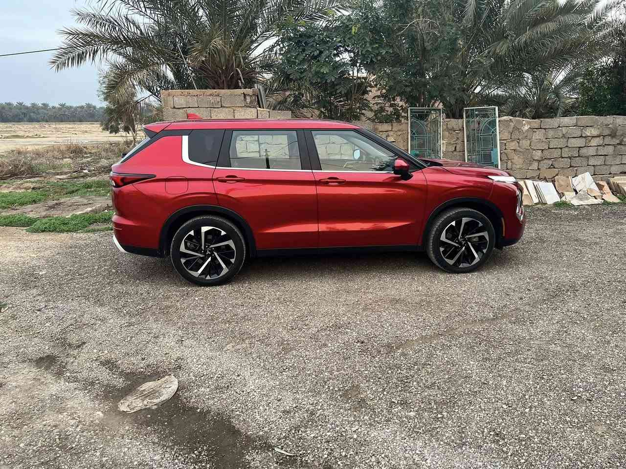 اوتلاندر موديل 2024 رقم بغداد دولي بسمي تحويل ثاني يوم ضرر بسيط جدا محرك 4 سلندر 2.5 ماشية 32 الف فول مواصفات عدا الفتحة بصمة تشغيل بصمة ابواب مري شفط رادار امامي خلفي كشنات جلد تحكم كهربائي سبعة راكب السعر 225 وبي مجال مكان ديالى ناحية السلام رقم الهاتف ***********
