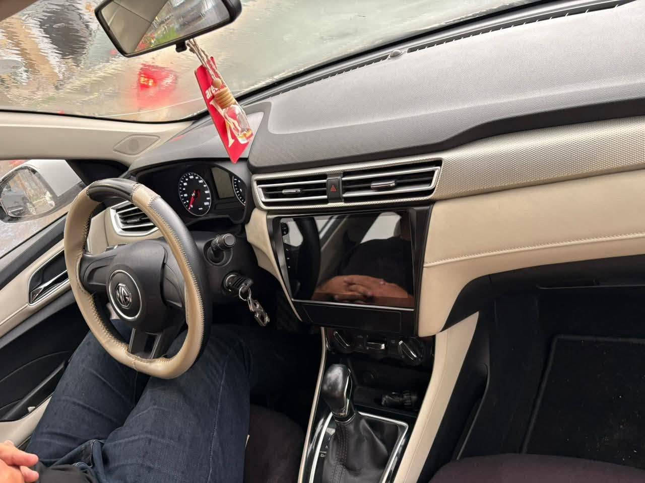 mg 2023 standard
42 hazar rwshtwa 
كامل ئه شياى له گه له 
سەنەوی بەناوی خۆمەوەیە 

بێ بۆیاخ یەک پەڵە سارد بە بۆنیدەکەوەیەتی دەرگای دوای سەکن تۆزێک شوختی هەیە

٩٩ گەڵاو معامەلە 

***********
