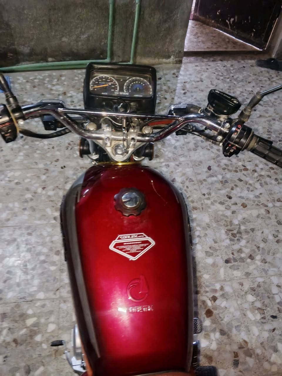 السلام عليكم دراجه سيفان موديل 25 اوراق اصولي دراجه مفوله دراجه مامتعوبه دراجه خير من الله هاذه رقمي سعره850وبيه مجال ***********شراي بيك خير وتدلل
