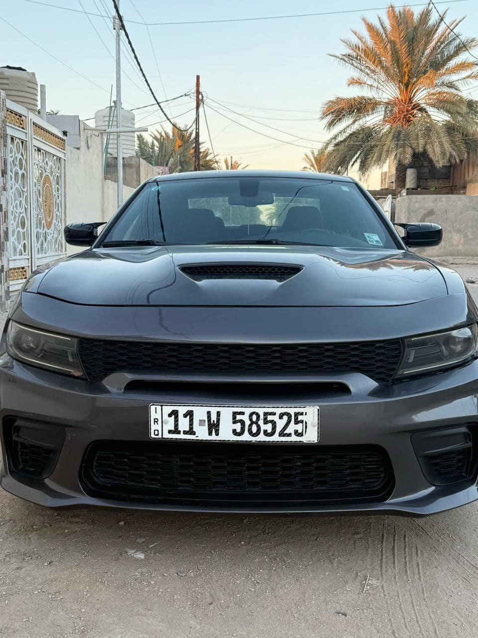 السلام عليكم 
للبيع dodge charger  2022 RT
الضرر : دعاميه إماميه وخلفيه + جاملغ سائق مصبوغ نصفه 
ايرباك طاك ومصلح 

المواصفات نص فول
 محرك : 5.7L V 8 
المسافة المقطوعه : 50 الف فقط 
ويل رياضي 
تحديد مسار 
ومعروفه ال RT
للاستفسار الاتصال 
***********
