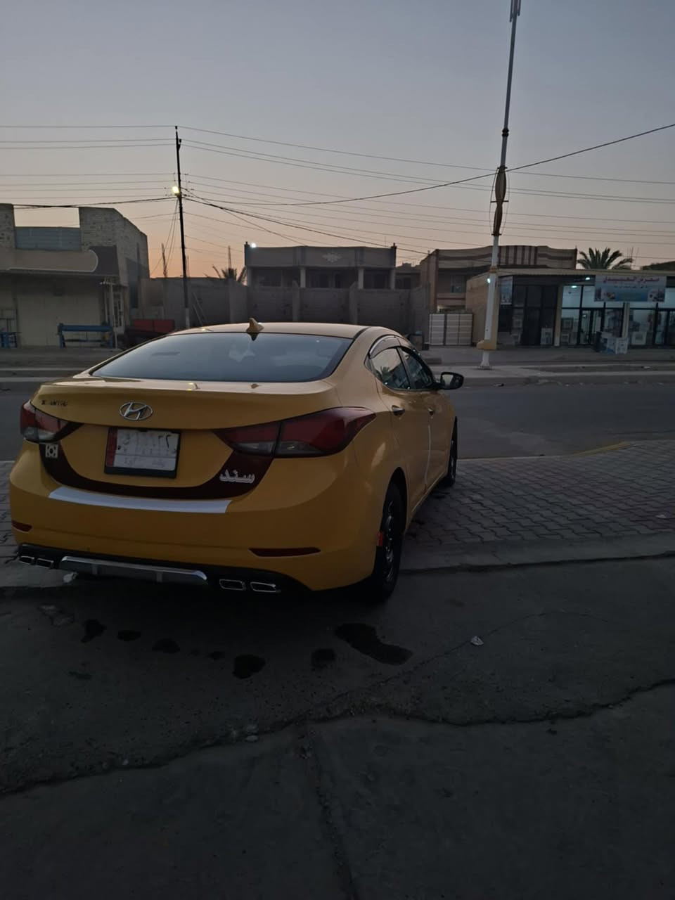 سلام عليكم الانترا 2014 سياره حلوه وكامله مكينه وكير بلصندك شادهن عله إيدي استندر حادثه جاملغ امامي مصلح حداديه حلوه تخم تاير جواه الاسفسار  مكاني صلاح الدين الدجيل ***********
