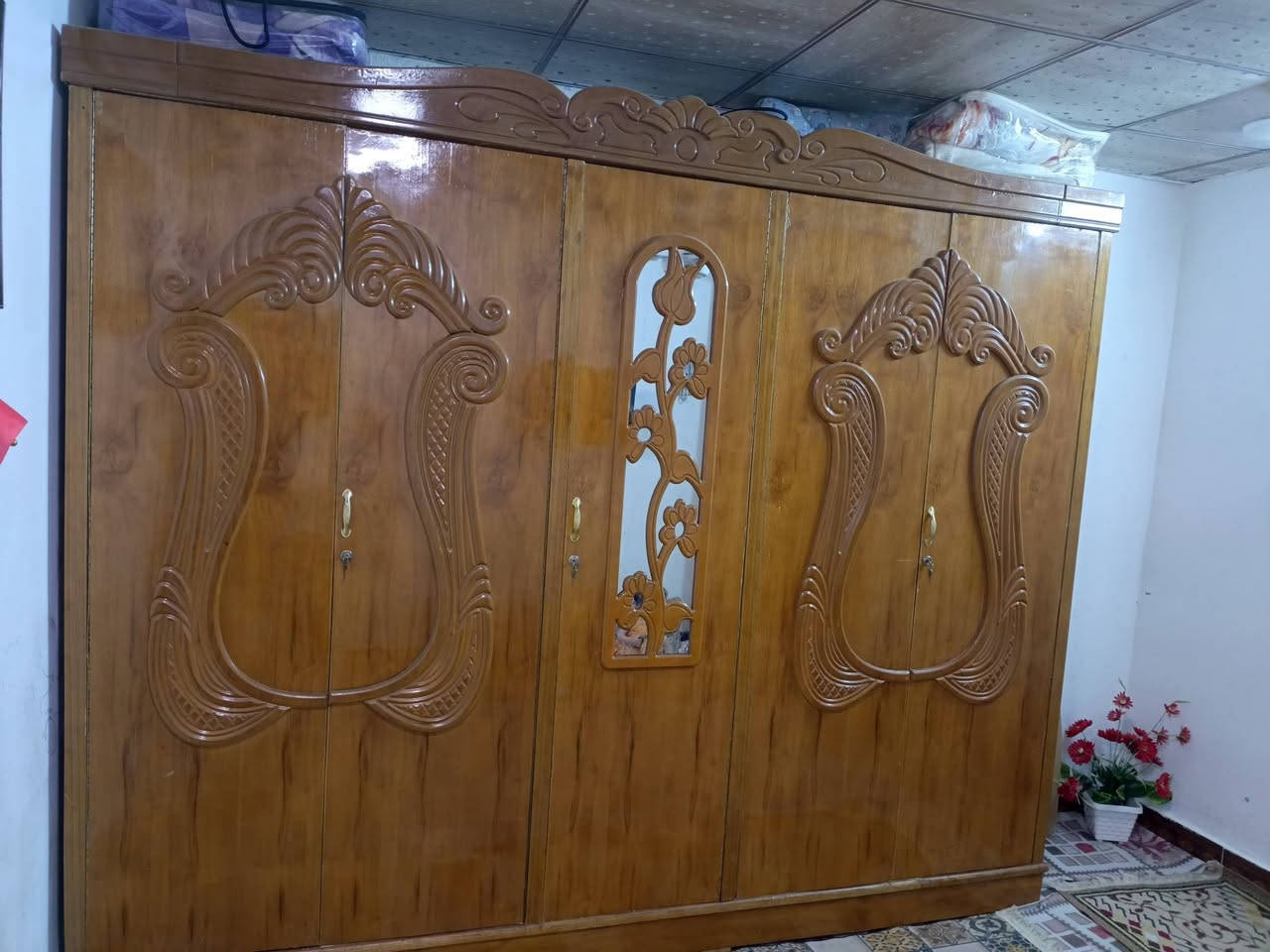 غرفه نوم عراقية للبيع مكاني البصرة / مركز مدينه البصرة 
للتواصل على الخاص  سبب البيع ماعندي مكان الها


**إذا كنت صاحب هذا الإعلان وتريد حذفه لأي سبب، رجاءا أرسل رسالة إلى الدعم الفني**