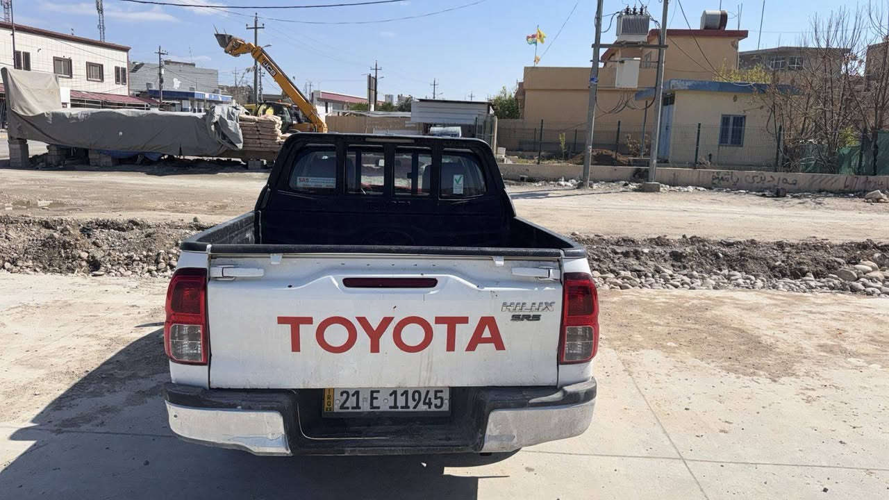 تؤيؤتا مؤديل 2016 زؤر خاوينة سةيارةكة لةسةر ساخةي كرايتة 10 بارچةگيرومةكينةي بةشةرتةمةكينةي كرايتةوة بةدةنةيي بيشيي بةس راكيشرايتةوة بة بي سبوخ بوديشي بيلادية
تكاية سةيارةكة هيمن نية تيل بؤخاوةني بكةن
*********** أربيل, العراق
