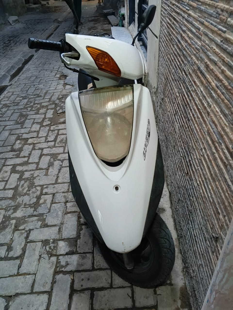 بريز لايت جوة بدون كل نقص للبيع السعر 600 واتساب + اتصال *********** بغداد شارع الكفاح
